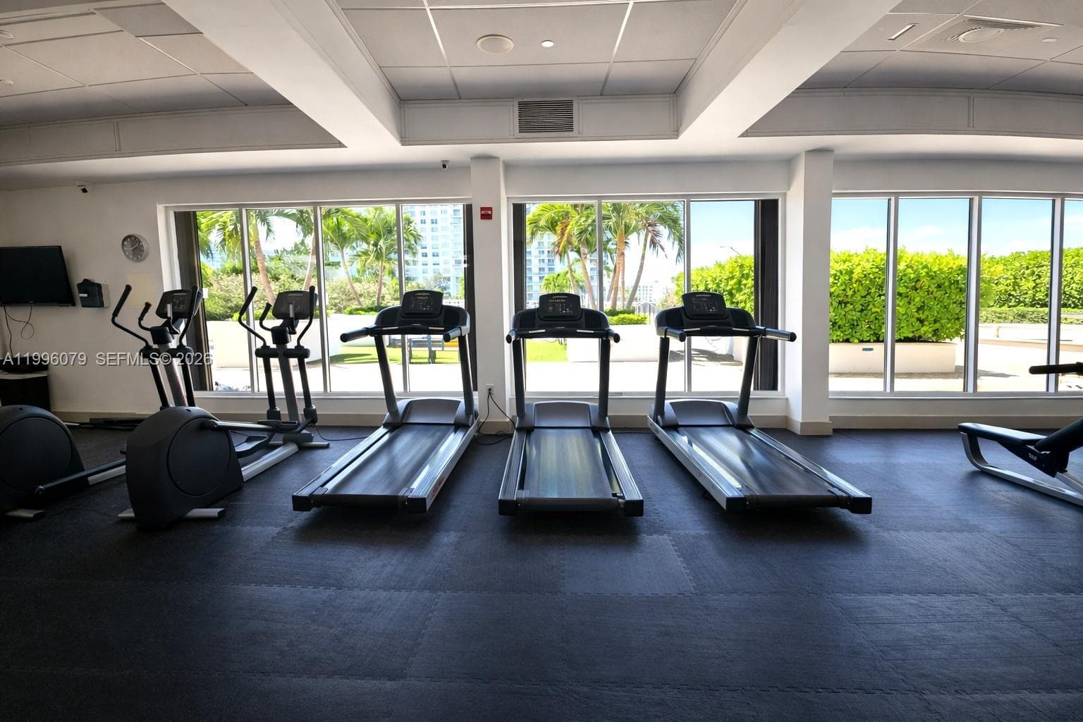 2851 NE 183rd St # 906E, Aventura FL 33160 — 24