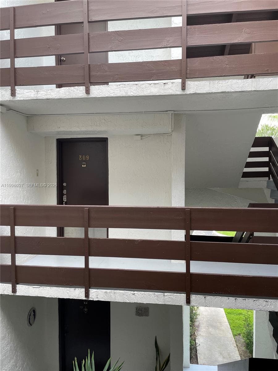 9140 SW 123rd Ct # 309, Miami FL 33186 — 2
