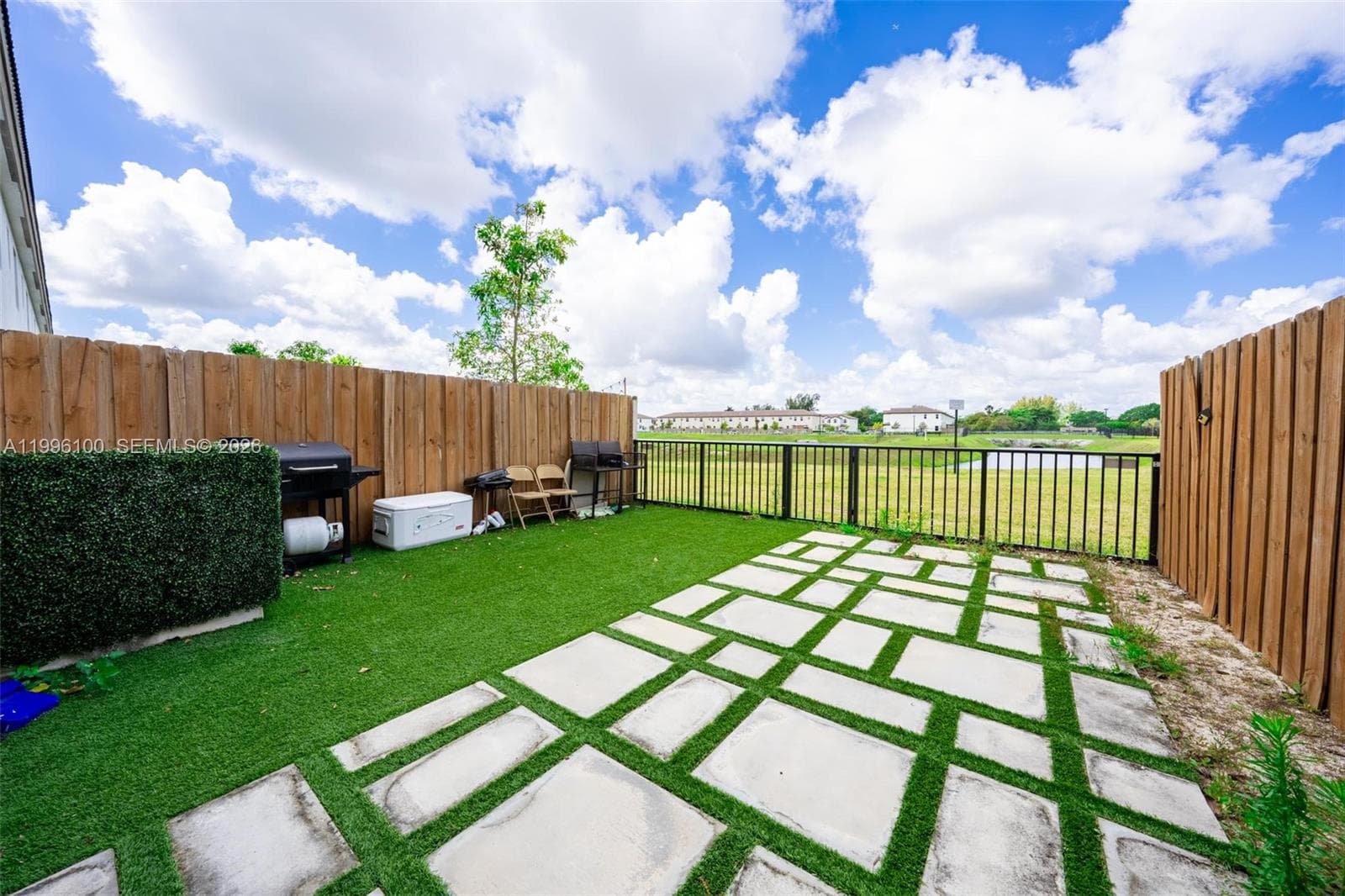 12448 NW 23rd Ct, Miami FL 33167 — 37