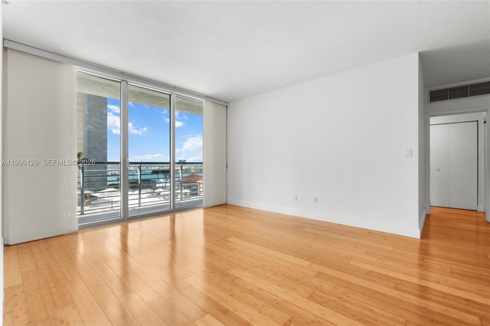335 S Biscayne Blvd # 908, Miami FL 33131 — 11