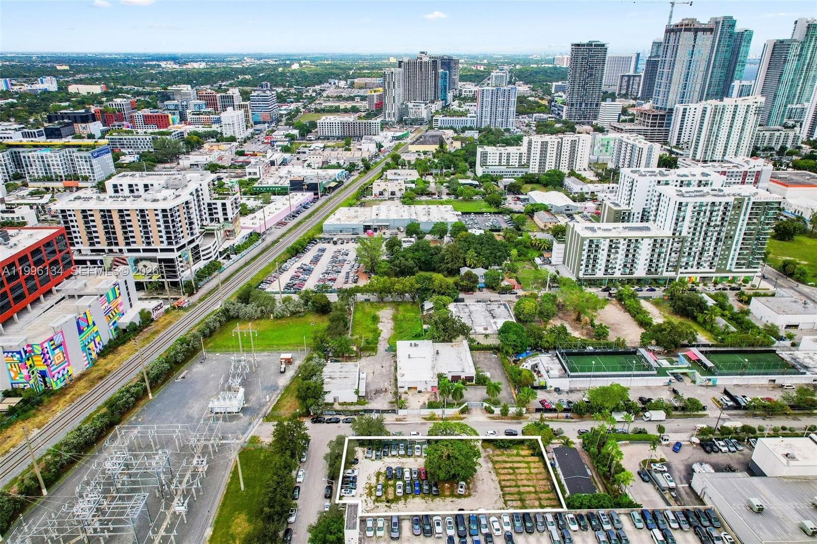 100 NE 21st St, Miami FL 33137 — 3