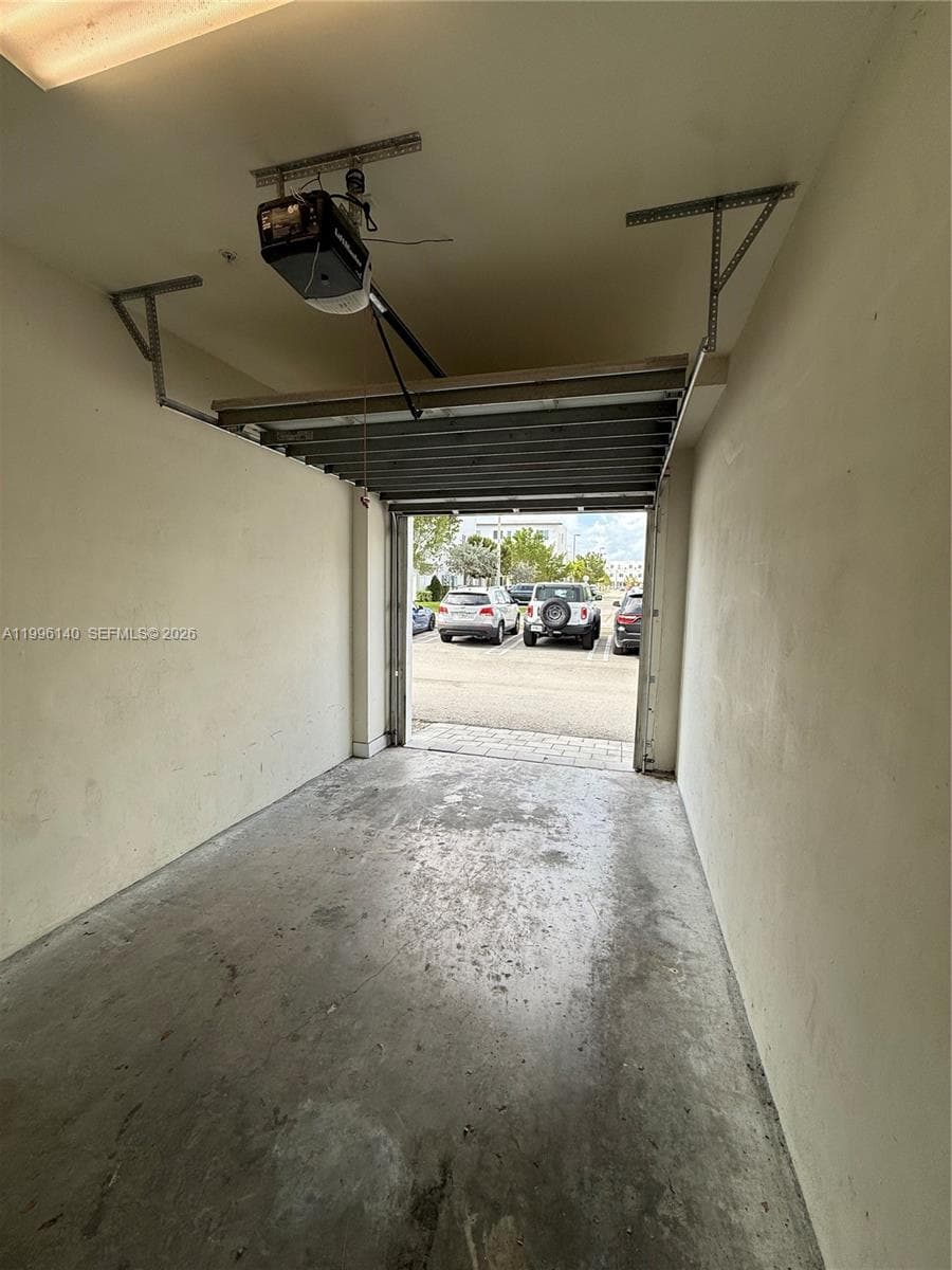 10265 NW 63rd Ter # 205, Doral FL 33178 — 31