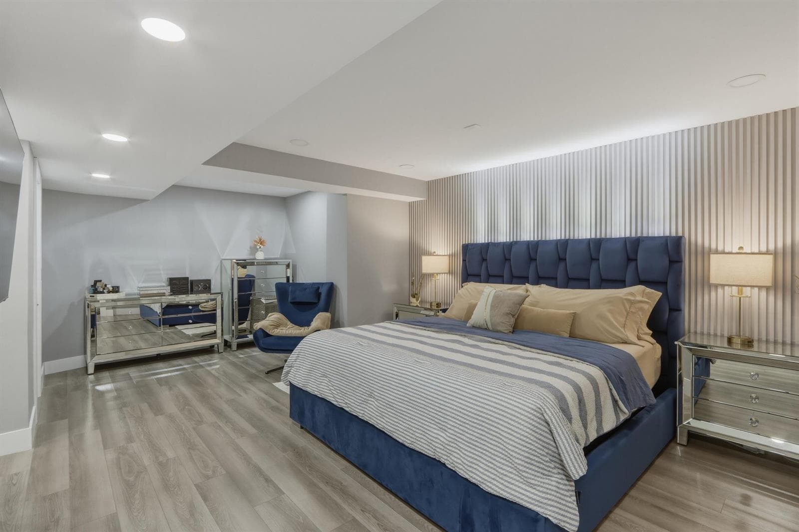 6039 Collins Avenue # 609, Miami Beach FL 33140 — 13