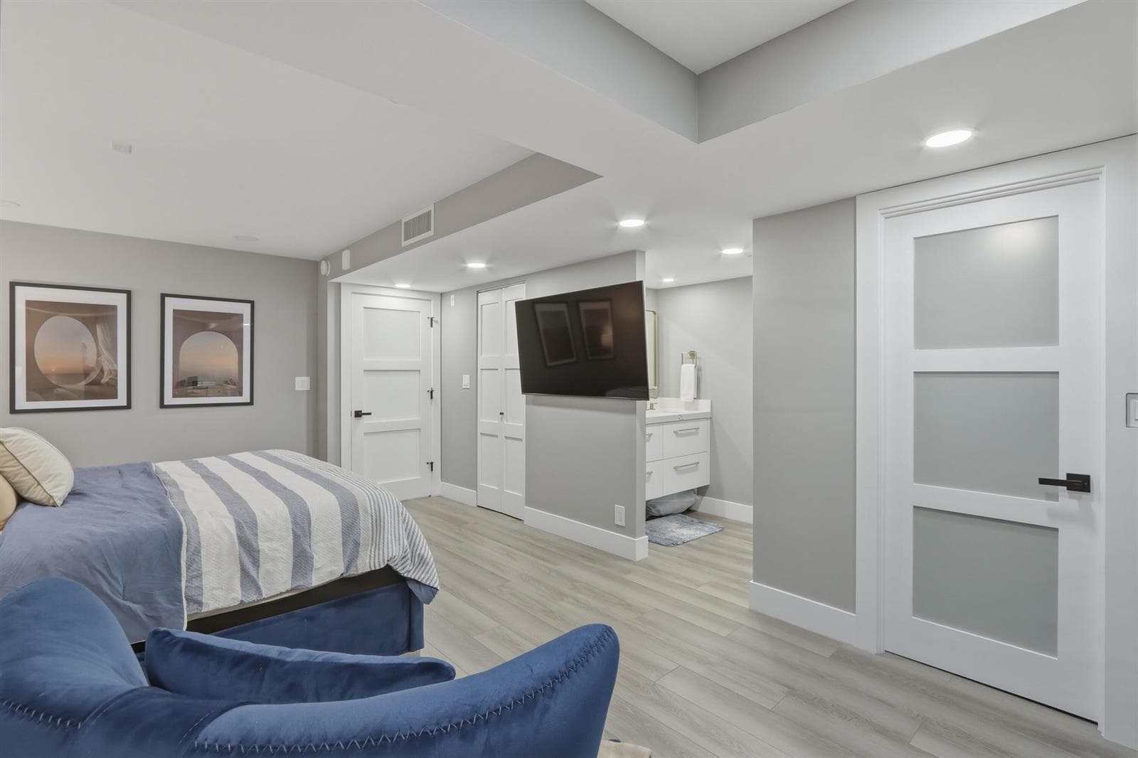 6039 Collins Avenue # 609, Miami Beach FL 33140 — 12