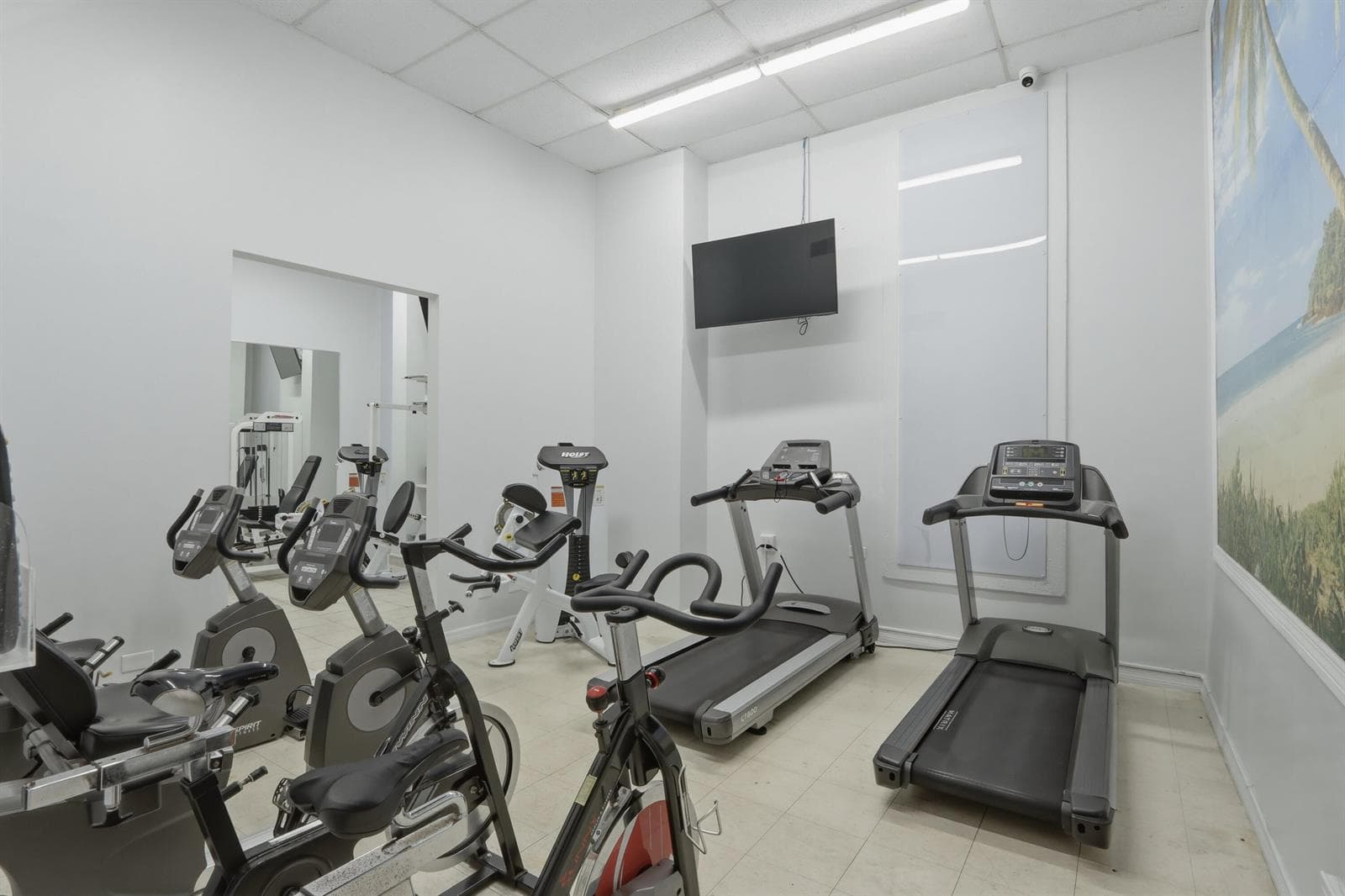 6039 Collins Avenue # 609, Miami Beach FL 33140 — 36