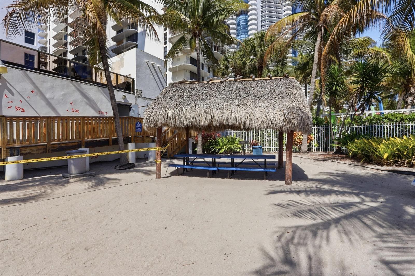 6039 Collins Avenue # 609, Miami Beach FL 33140 — 41