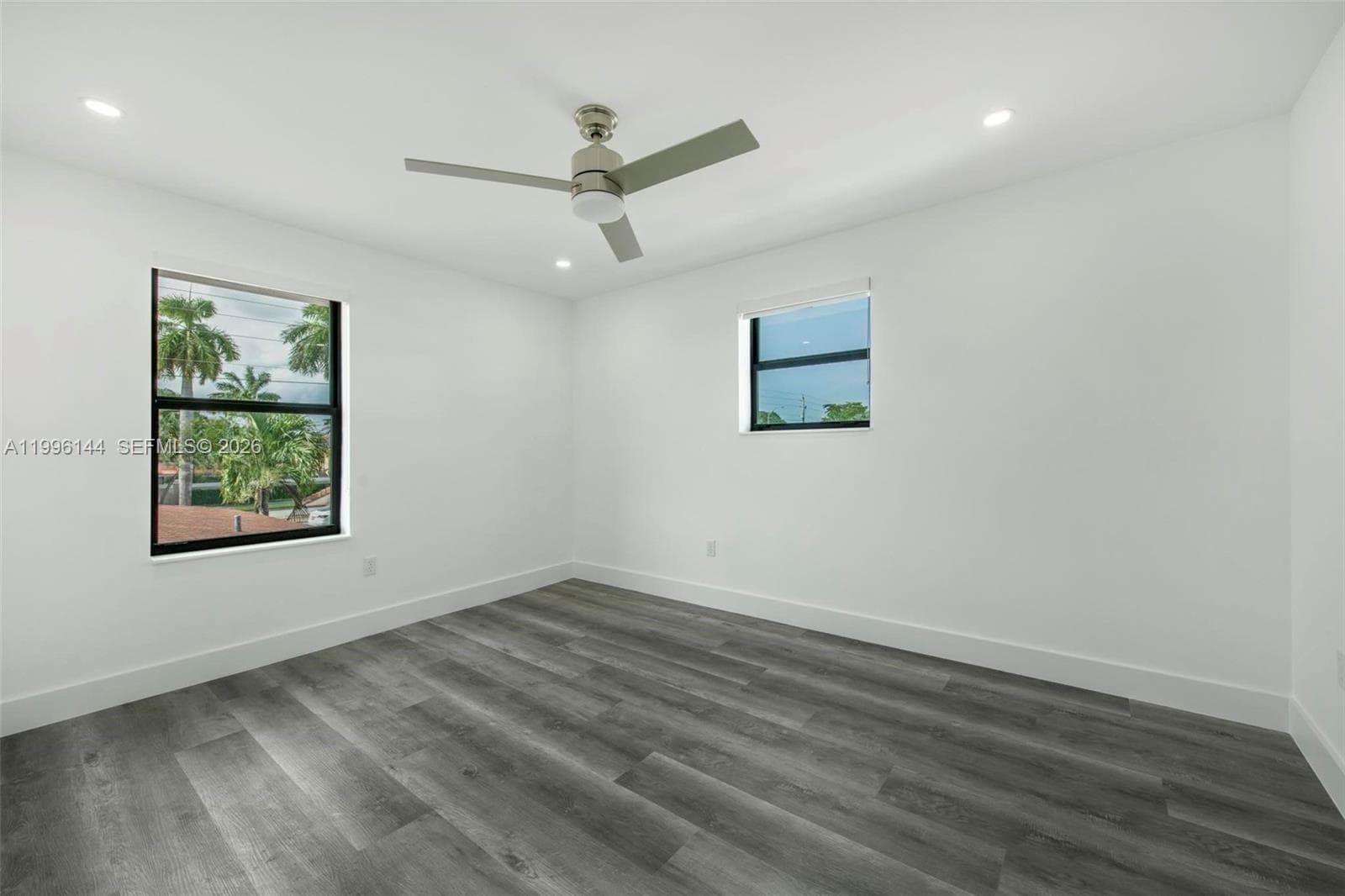 10370 SW 24th St # B, Miami FL 33165 — 1