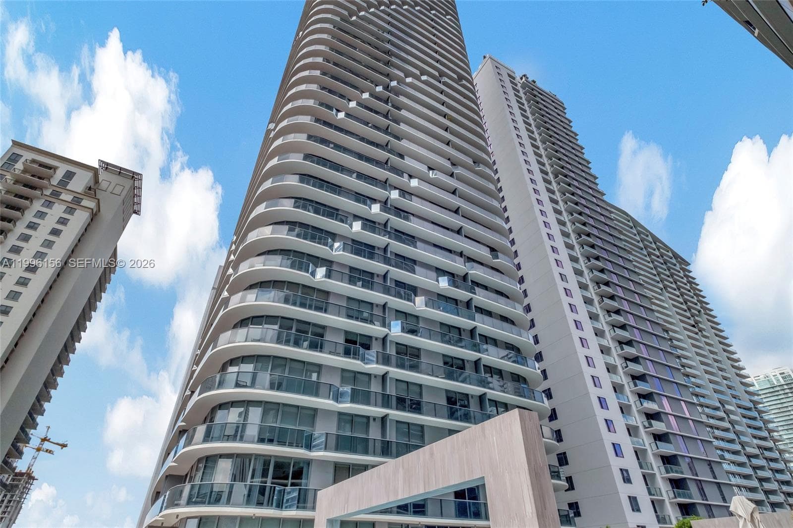 55 SW 9th # 2804, Miami FL 33130 — 56