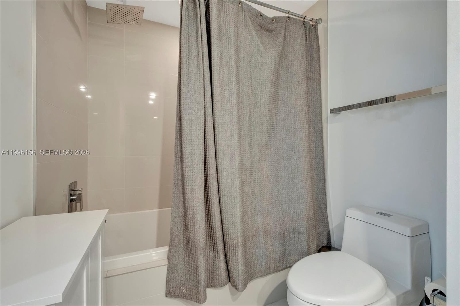 55 SW 9th # 2804, Miami FL 33130 — 47