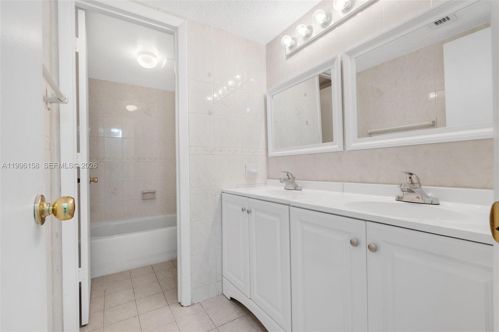 6130 W 19th Ave # 305, Hialeah FL 33012 — 17