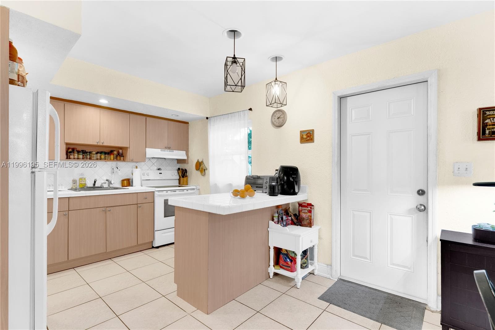 6133 SW 62nd Ter, South Miami FL 33143 — 9