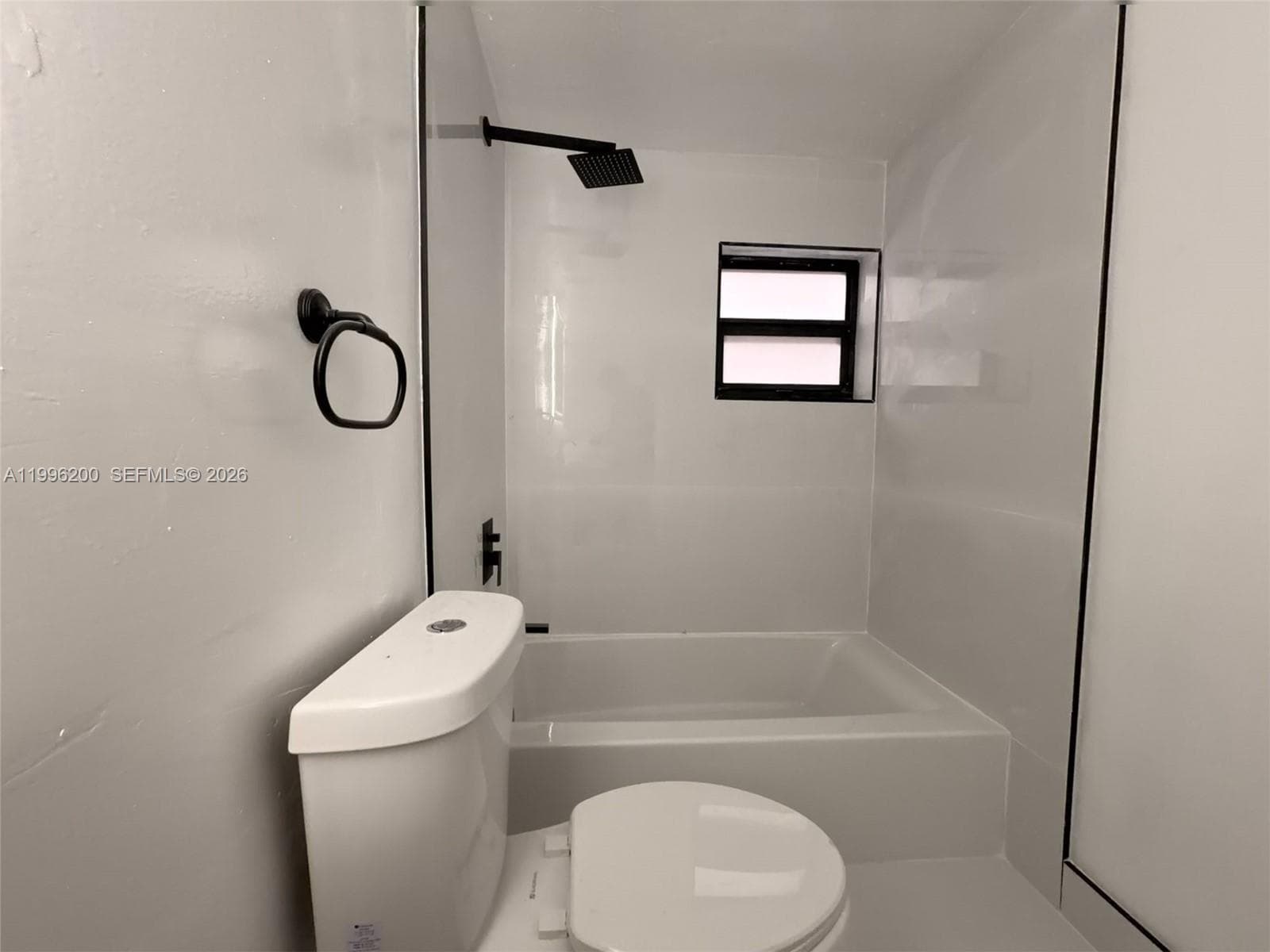 1261 NW 45th St, Miami FL 33142 — 39