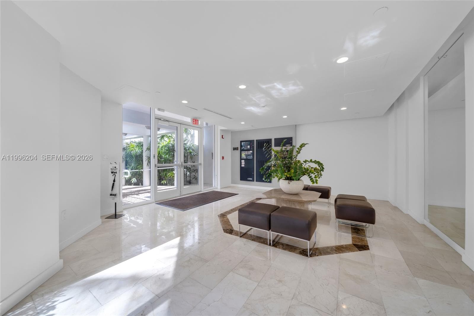 1621 Bay Rd # 802, Miami Beach FL 33139 — 39
