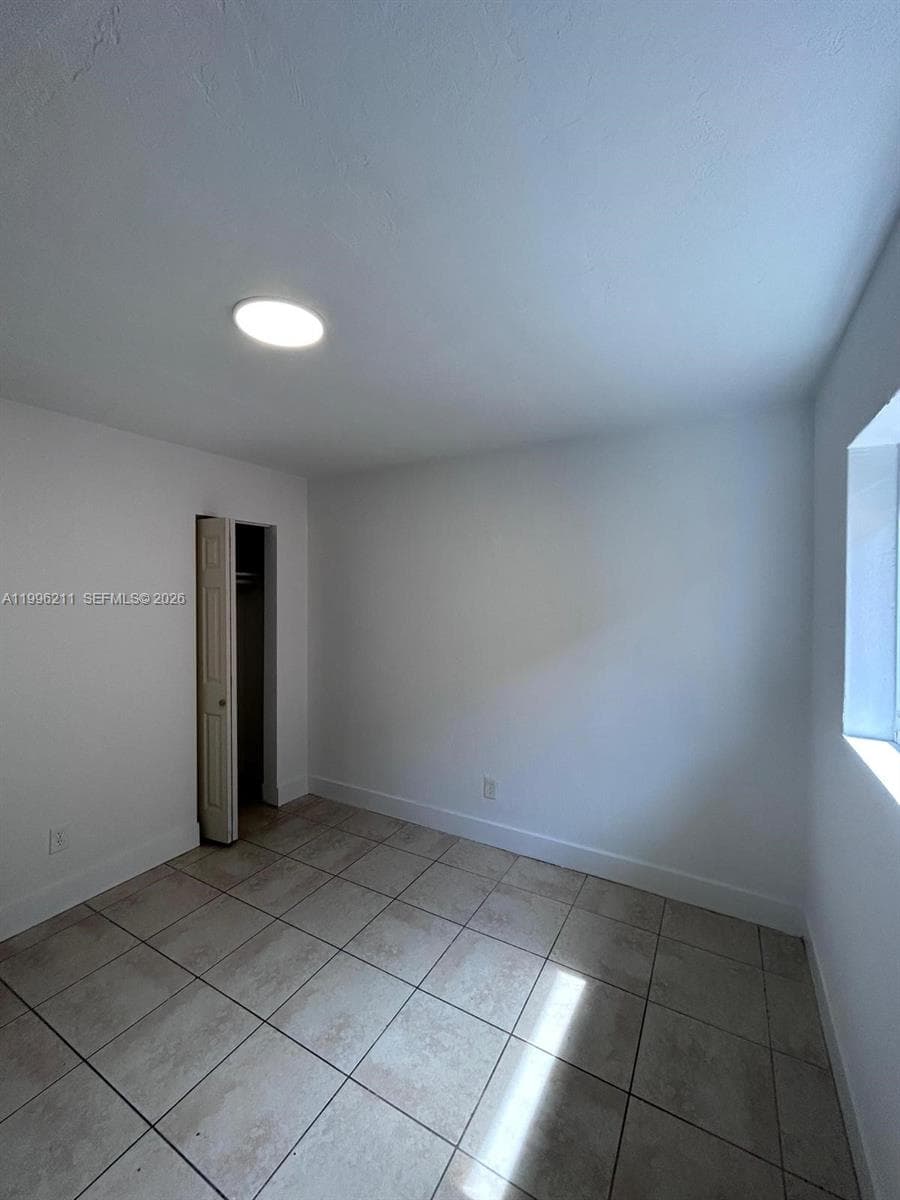 1128 NW 76th St, Miami FL 33150 — 16