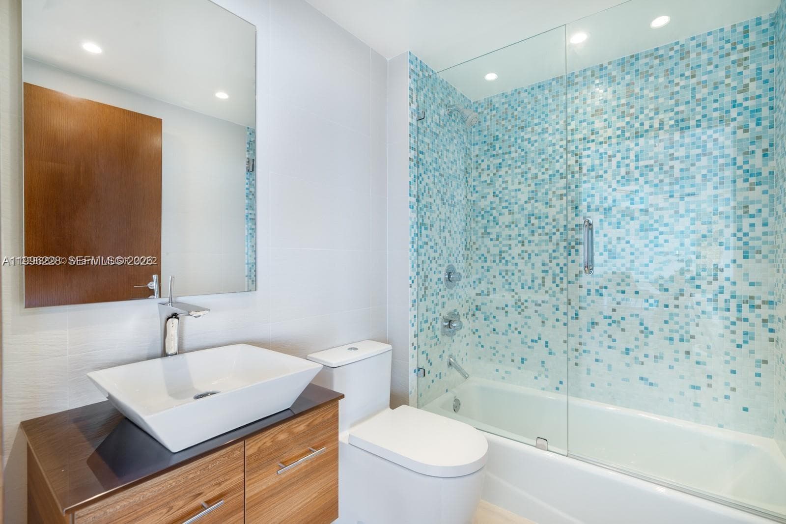 450 Alton Rd # 3303, Miami Beach FL 33139 — 12