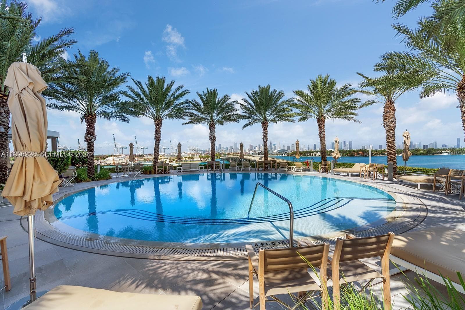 450 Alton Rd # 3303, Miami Beach FL 33139 — 34