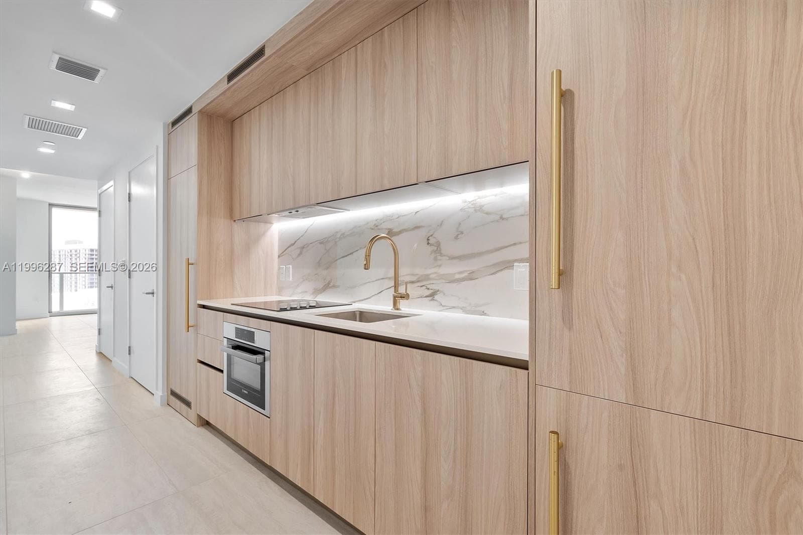 77 SE 5th Street # 3004, Miami FL 33131 — 3