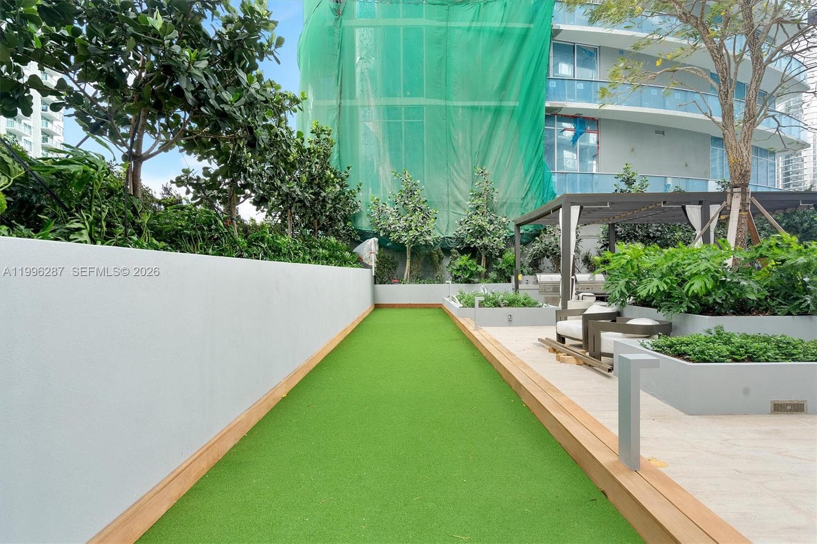 77 SE 5th Street # 3004, Miami FL 33131 — 24