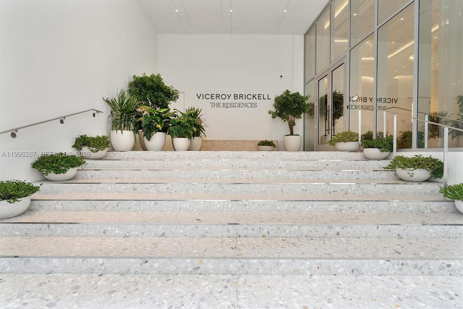 77 SE 5th Street # 3004, Miami FL 33131 — 44