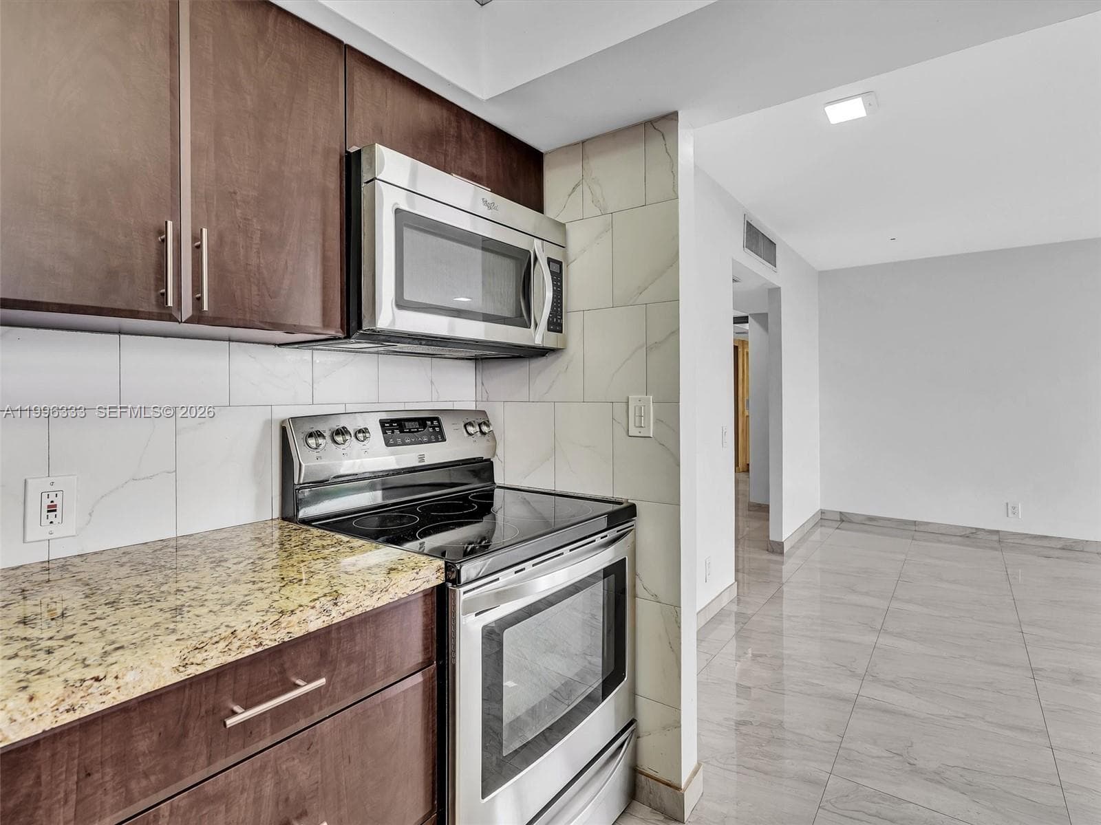 Coronado Condo- Tower Ii, Aventura, FL — 23