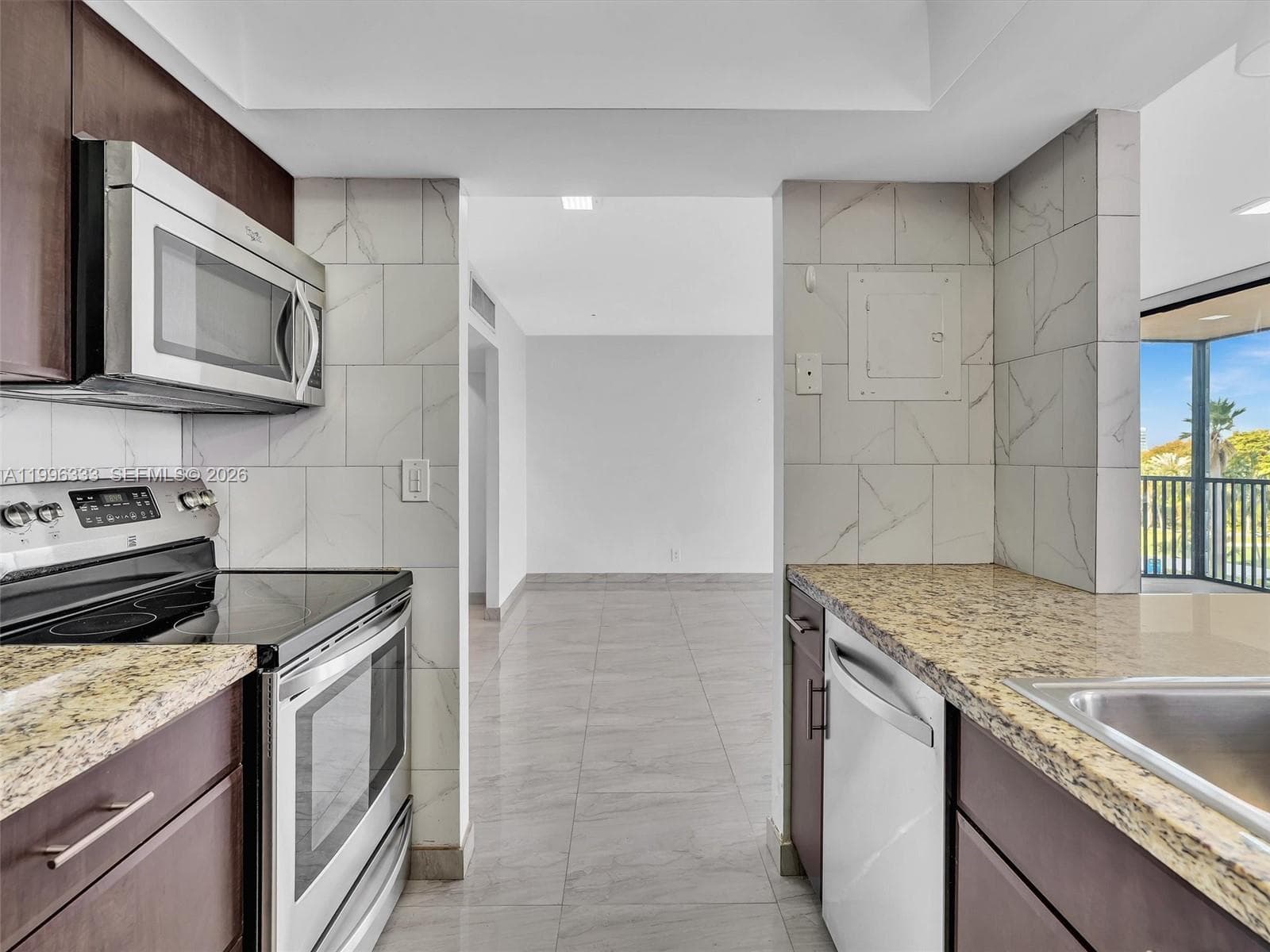 Coronado Condo- Tower Ii, Aventura, FL — 22