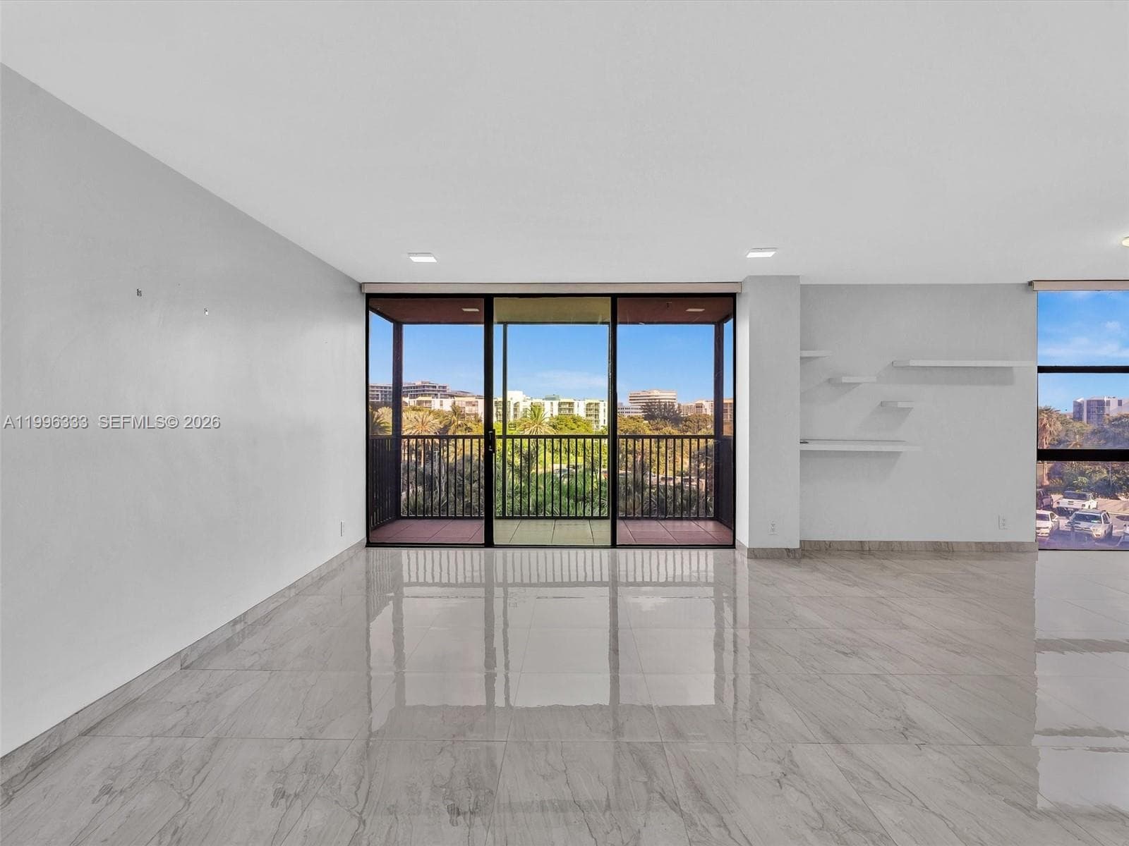 Coronado Condo- Tower Ii, Aventura, FL — 5