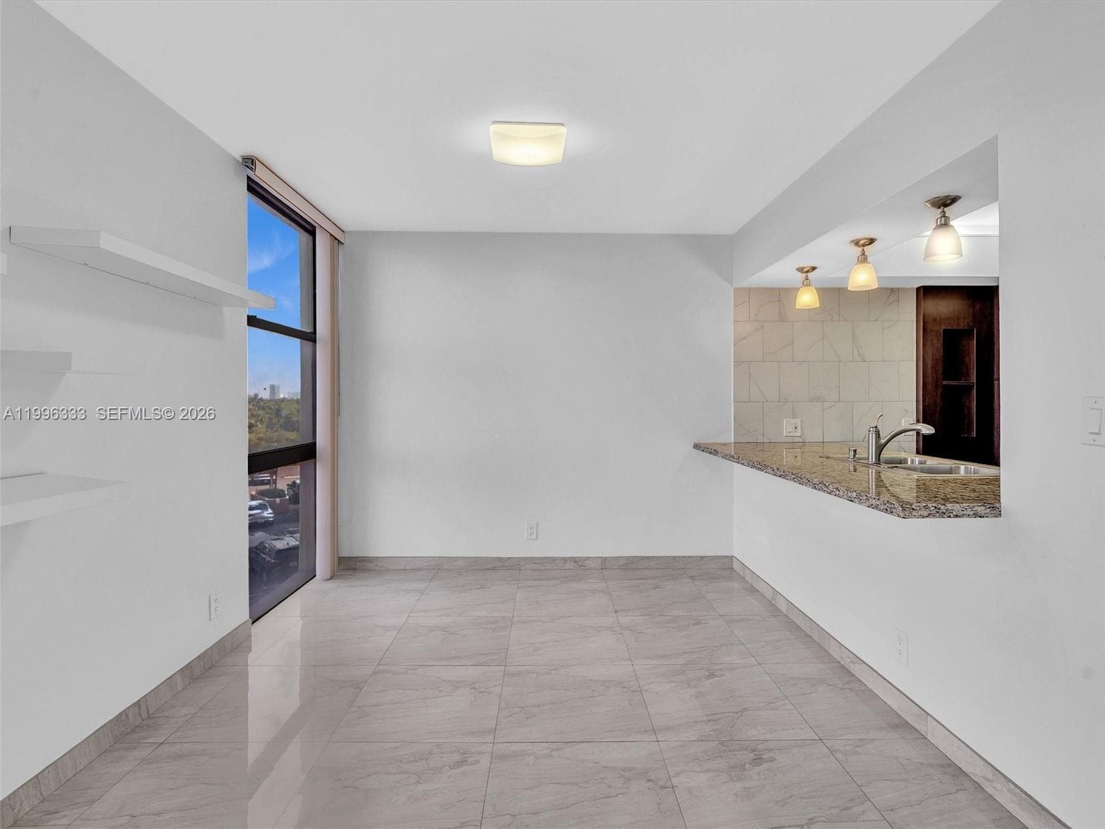 Coronado Condo- Tower Ii, Aventura, FL — 14