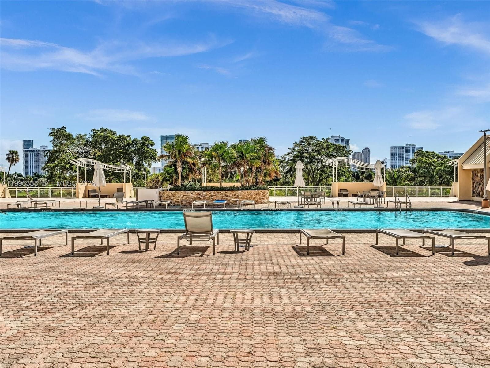 Coronado Condo- Tower Ii, Aventura, FL — 41