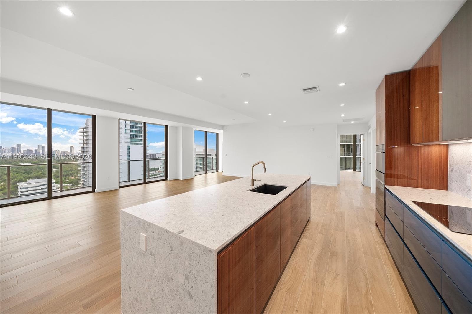 2678 Tigertail Ave # 2006, Coconut Grove FL 33133 — 14