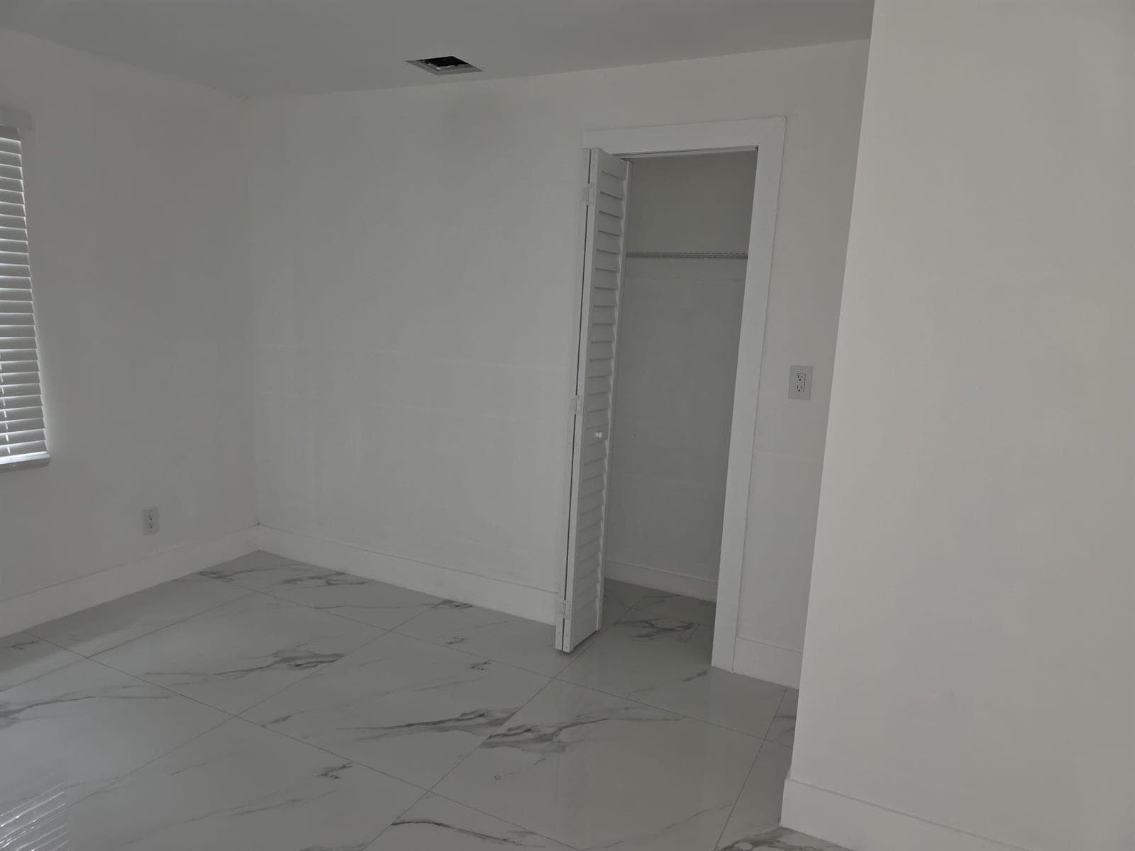 554 NW 102nd Street, Miami FL 33150 — 6