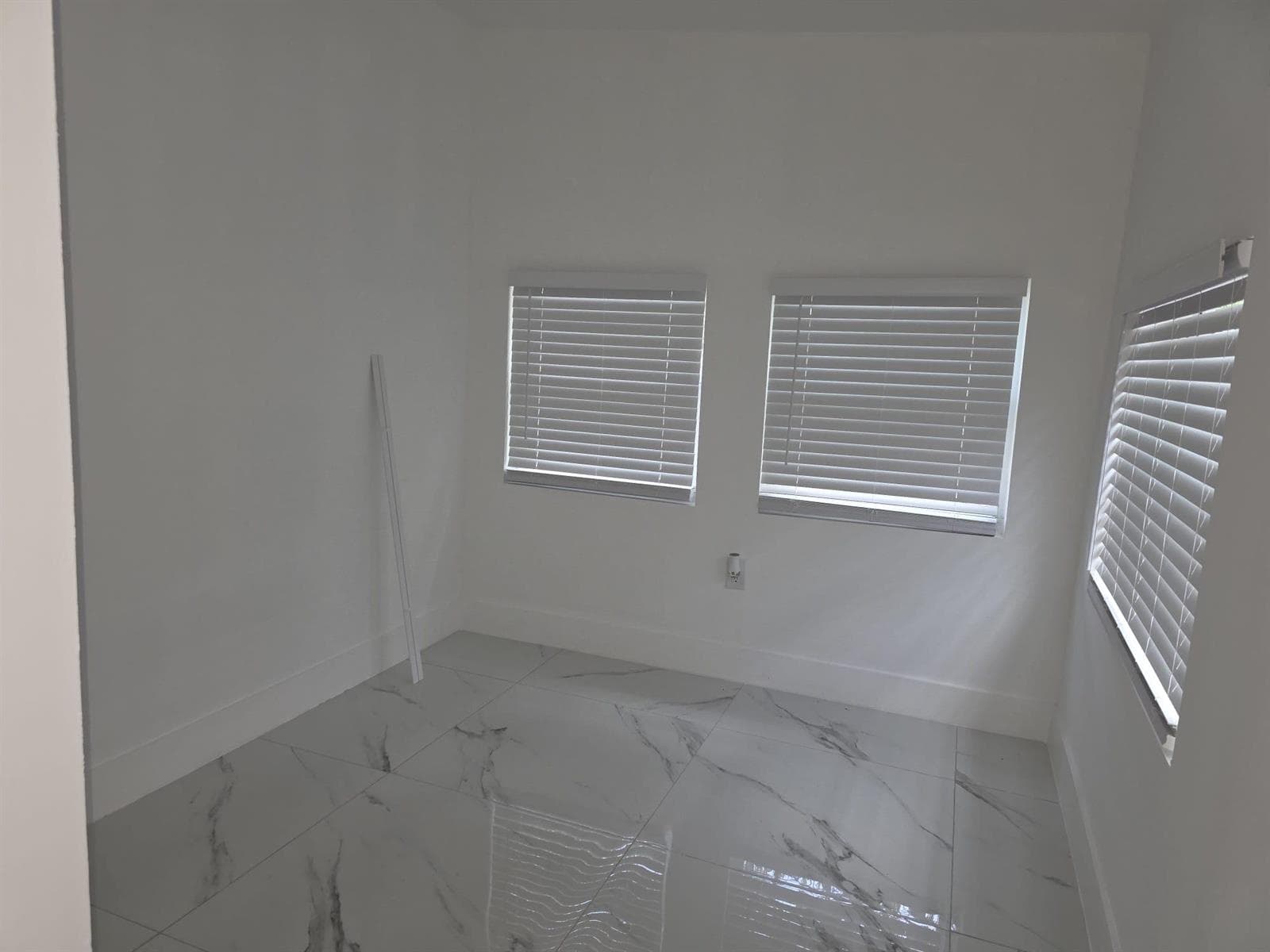 554 NW 102nd Street, Miami FL 33150 — 16