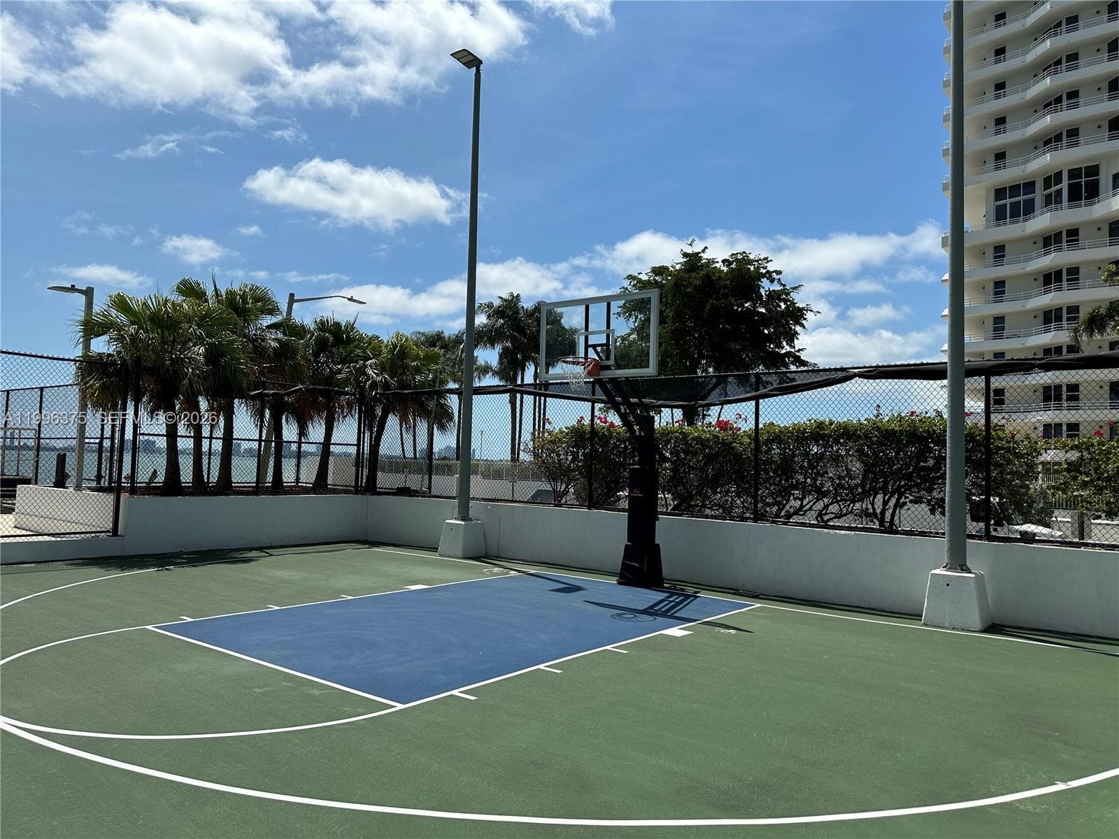 600 NE 36th ST # 1414, Miami FL 33137 — 23