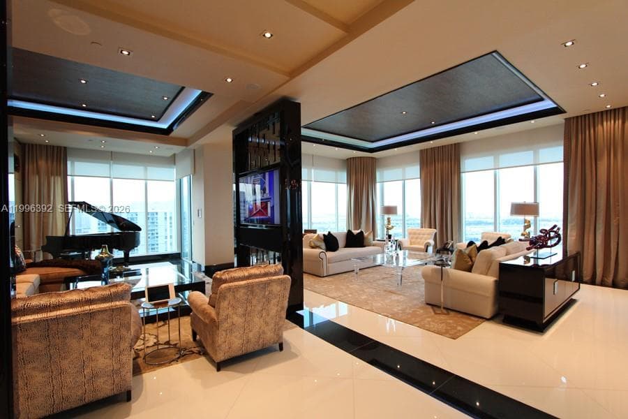 900 Brickell Key Blvd, Miami FL 33131 — 13