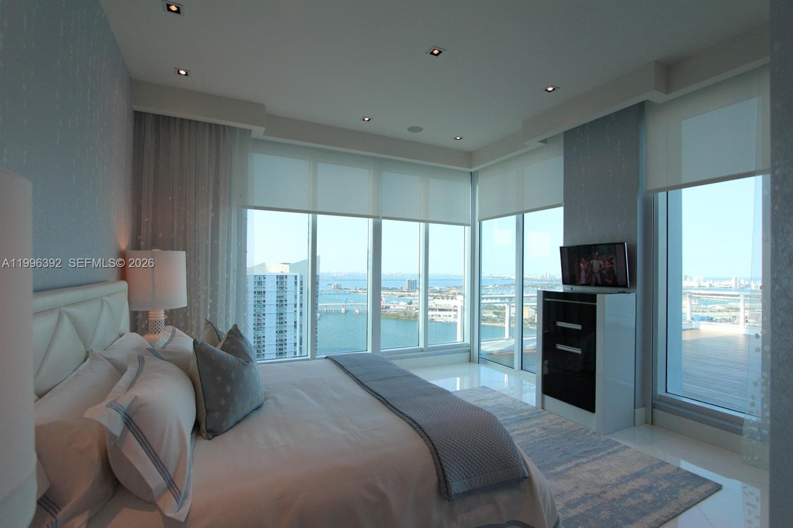 900 Brickell Key Blvd, Miami FL 33131 — 44