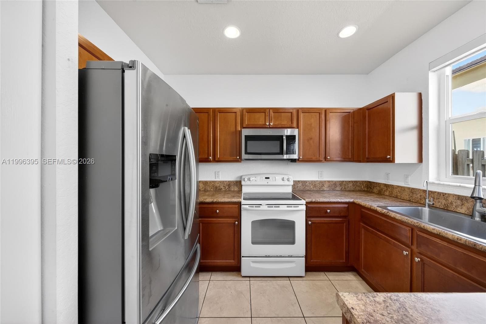 8766 NW 112th Path, Doral FL 33178 — 16
