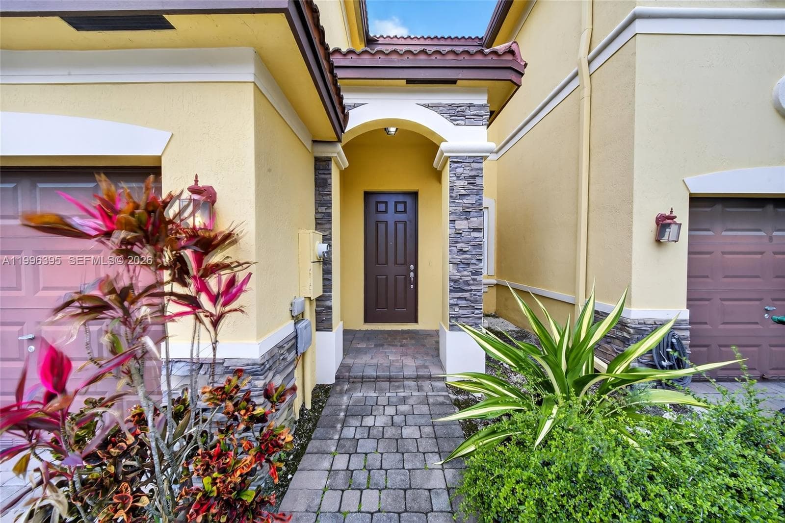 8766 NW 112th Path, Doral FL 33178 — 3