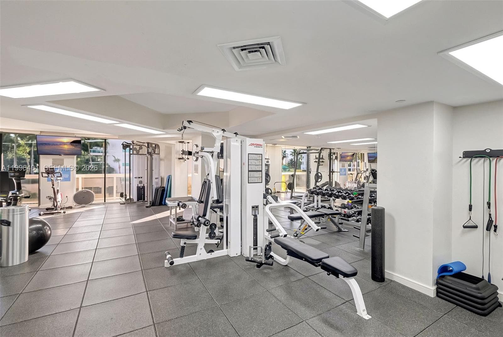 20185 E Country Club Dr # 204, Aventura FL 33180 — 51