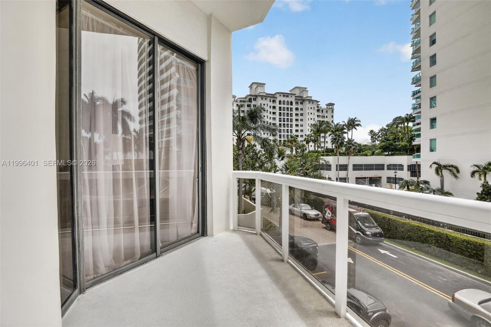 20185 E Country Club Dr # 204, Aventura FL 33180 — 39