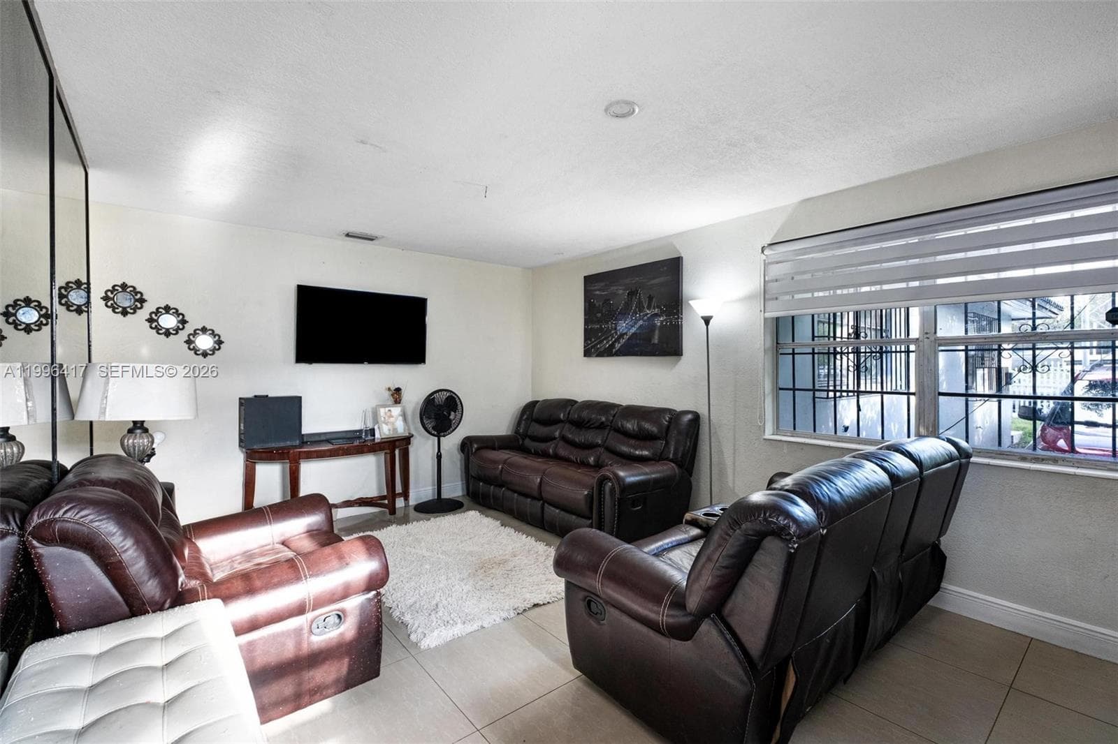 1519 NW 40th St, Miami FL 33142 — 3