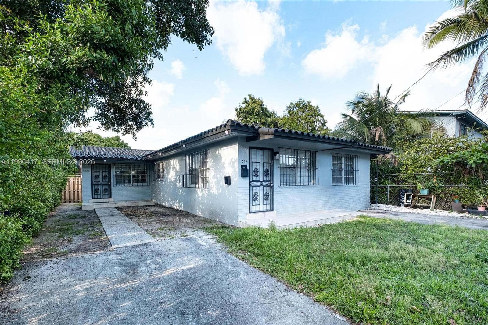 1519 NW 40th St, Miami FL 33142 — 8