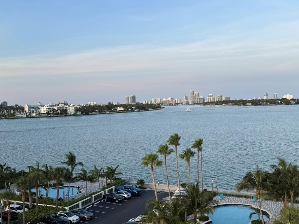 7501 E Treasure Dr # 7L, North Bay Village FL 33141 — 19