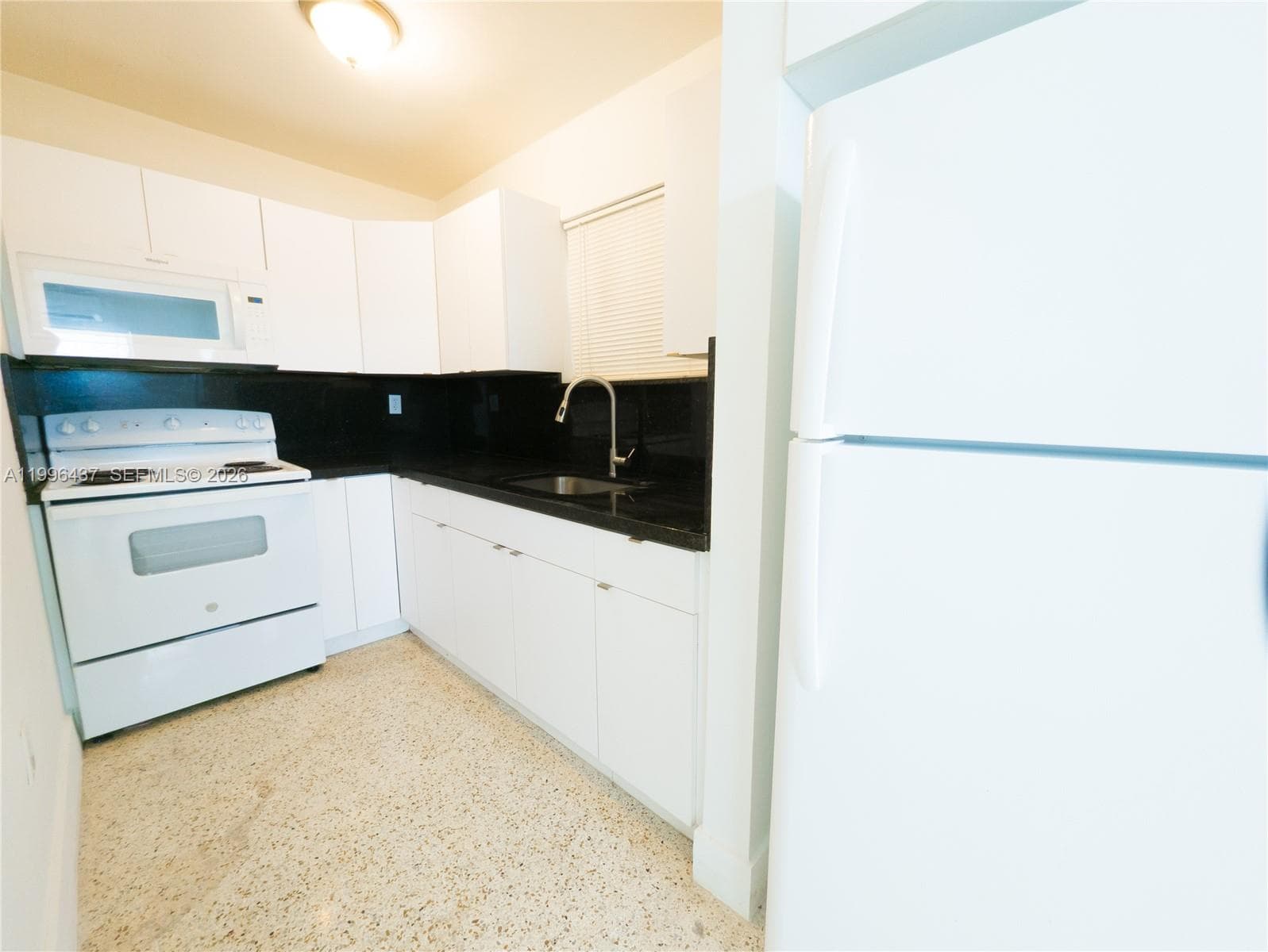 3050 NW 21st Ave # 9, Miami FL 33142 — 2