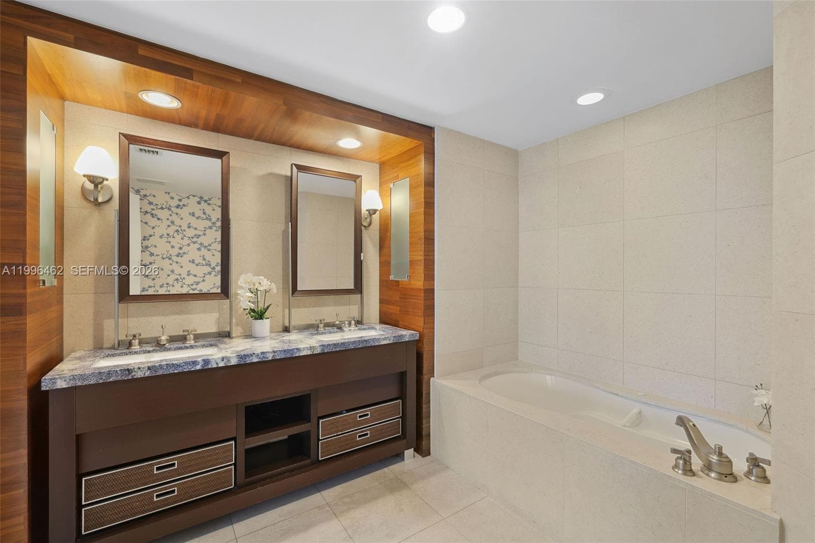 6799 Collins Ave # 1106, Miami Beach FL 33141 — 12