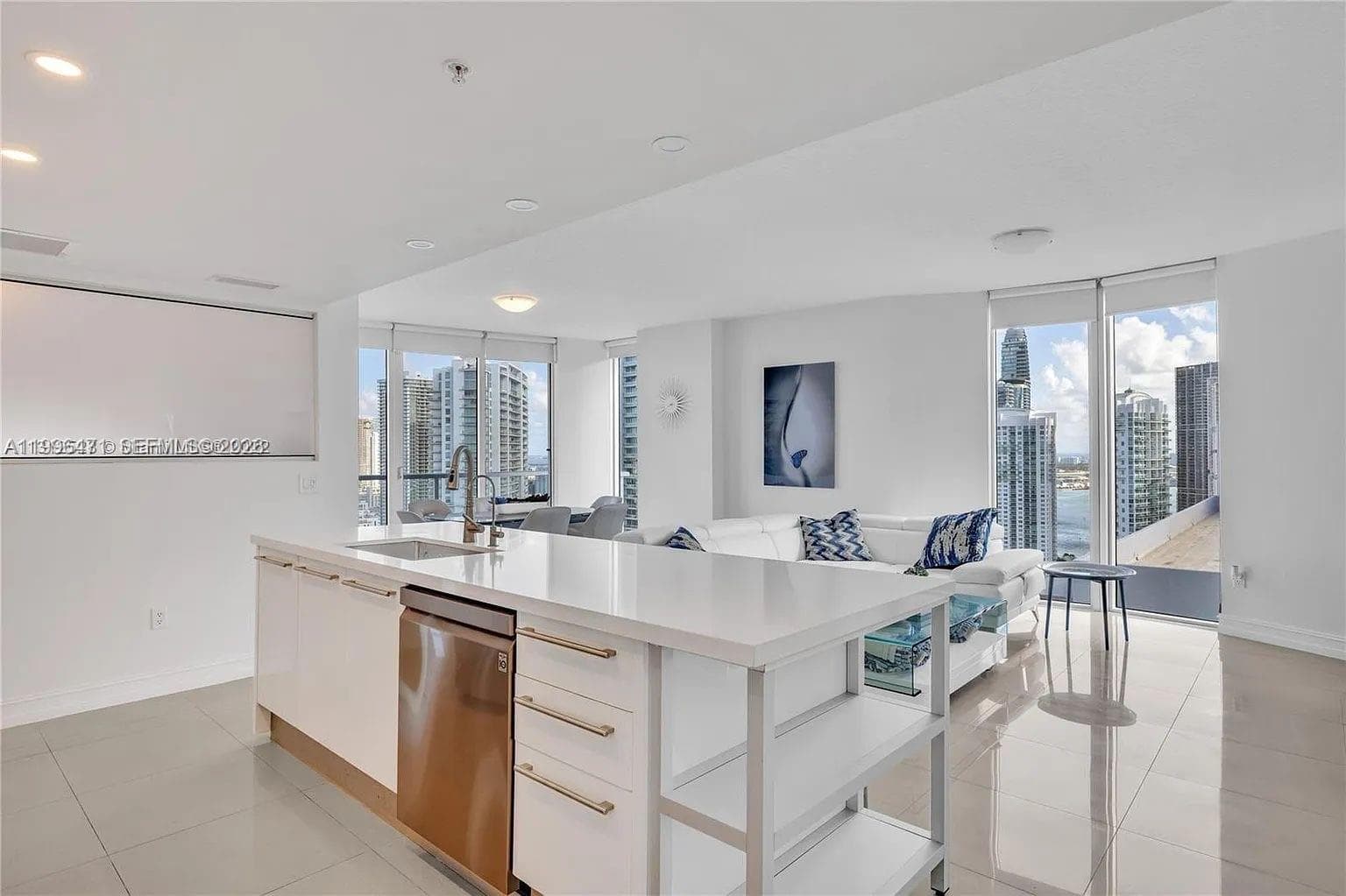 185 SW 7th St # 3611, Miami FL 33130 — 6