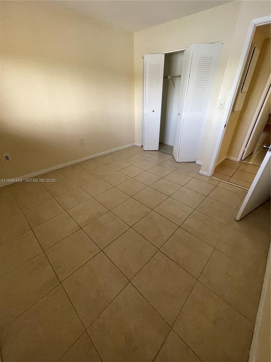 14902 SW 82nd Ln # 102, Miami FL 33193 — 17