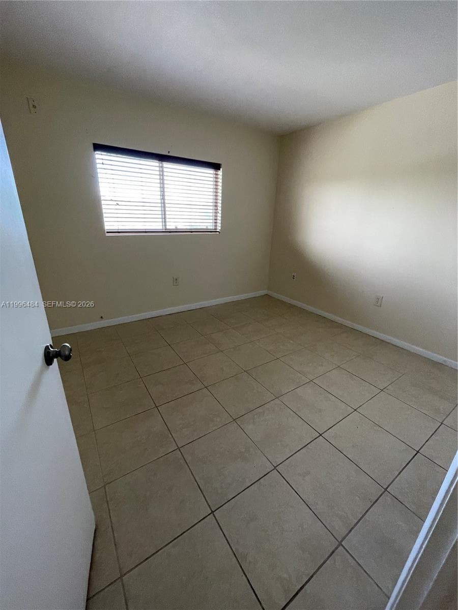 14902 SW 82nd Ln # 102, Miami FL 33193 — 16