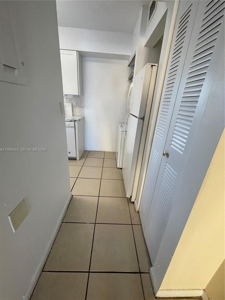 14902 SW 82nd Ln # 102, Miami FL 33193 — 10