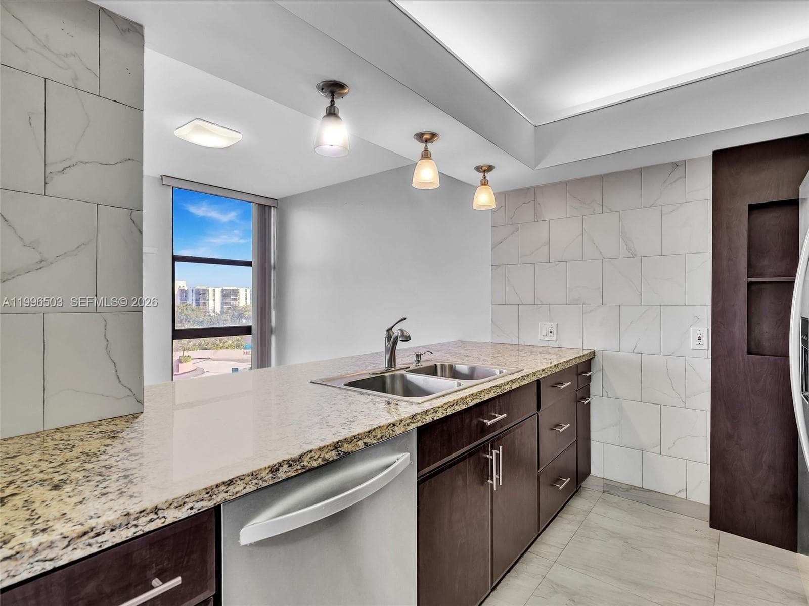 Coronado Condo- Tower Ii, Aventura, FL — 21