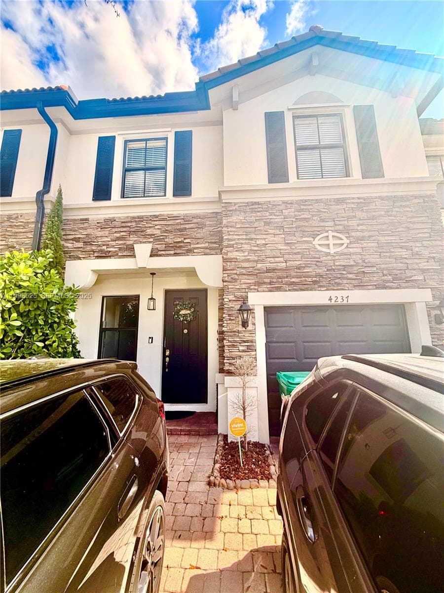 4237 SW 164th Path # 4237, Miami FL 33185 — 1