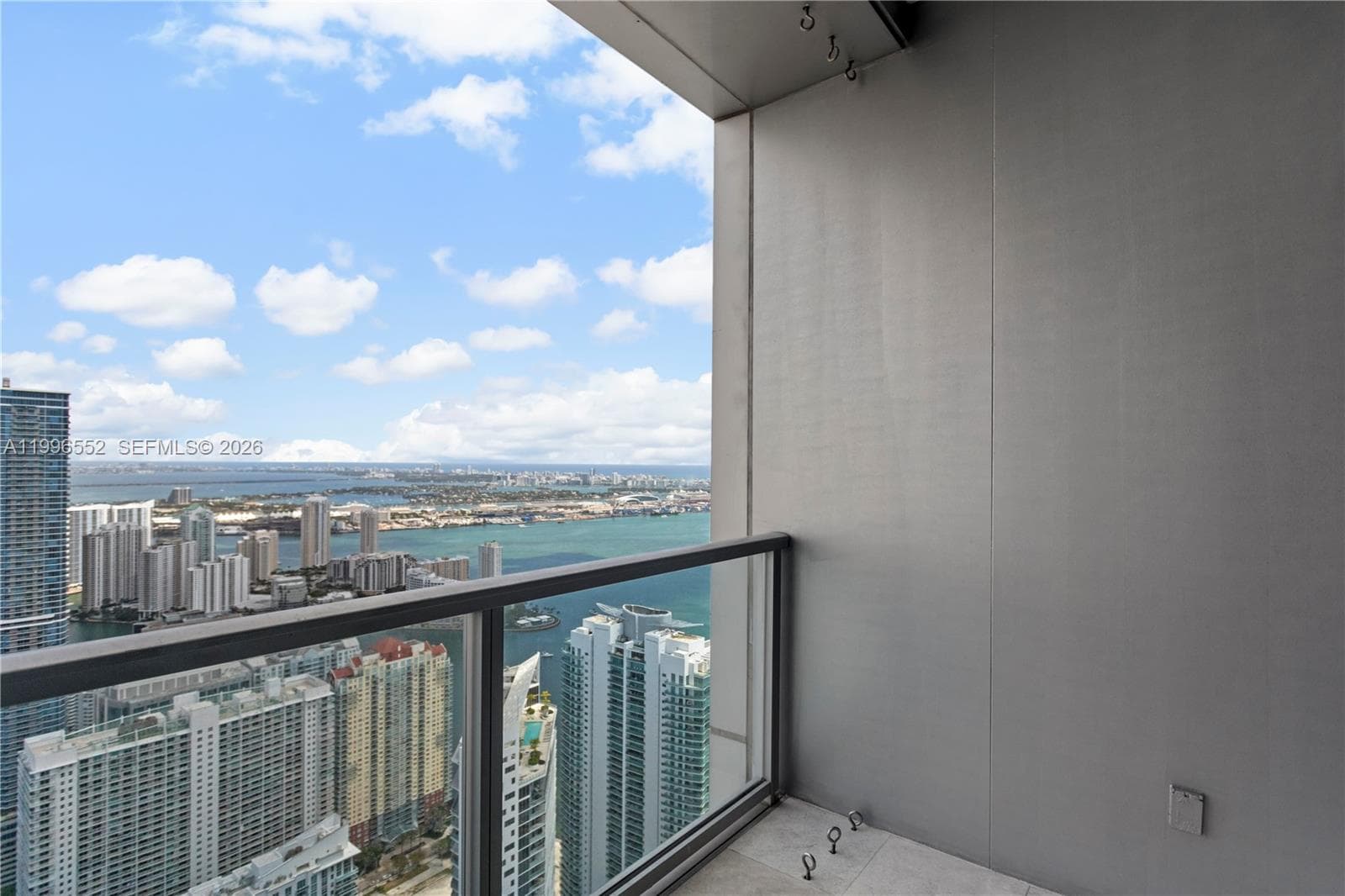 1425 Brickell Ave, Miami FL 33131 — 27